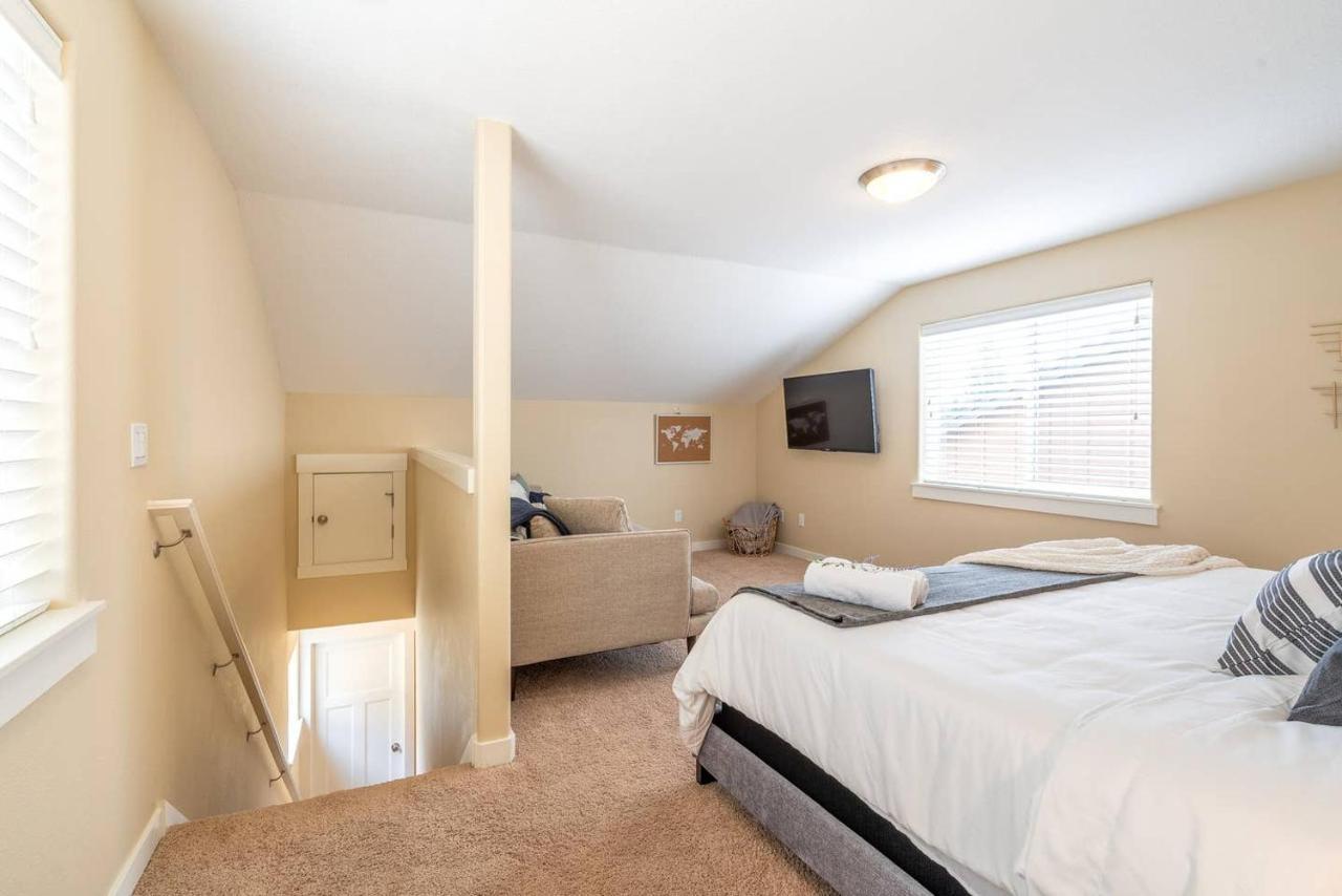 Modern Home, Four Bedrooms, King Beds Tigard Eksteriør bilde