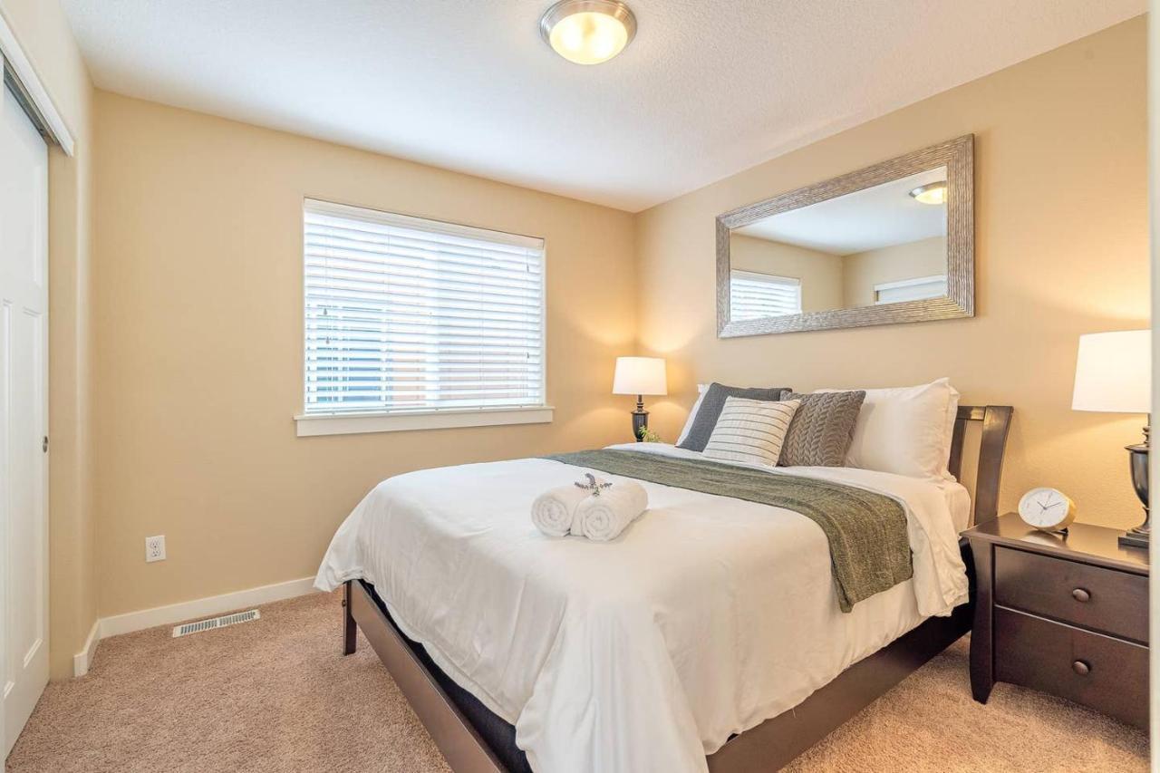 Modern Home, Four Bedrooms, King Beds Tigard Eksteriør bilde
