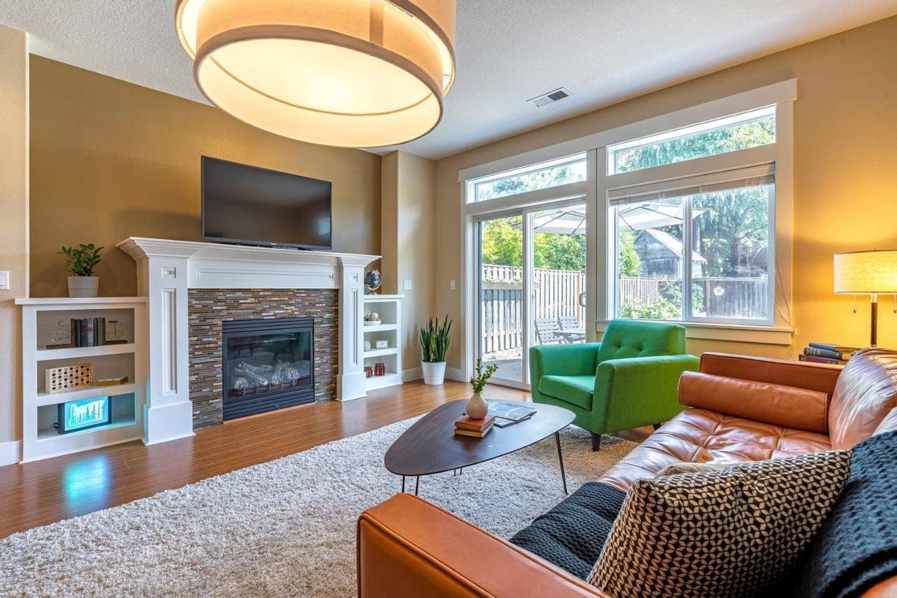 Modern Home, Four Bedrooms, King Beds Tigard Eksteriør bilde
