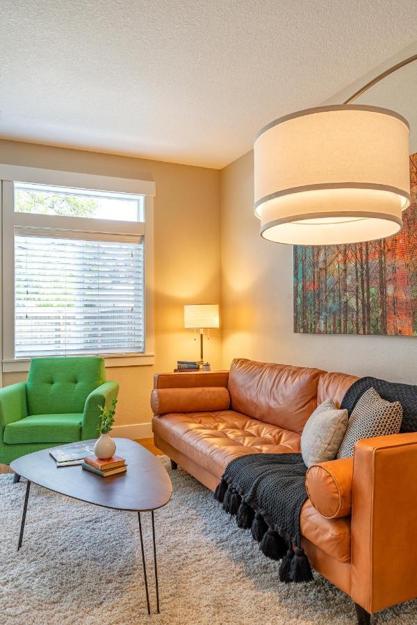 Modern Home, Four Bedrooms, King Beds Tigard Eksteriør bilde